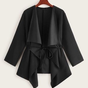 Waterfall collar coat with belt nwot ✨